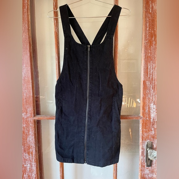 Forever 21 Black Overall Dress - Picture 1 of 5